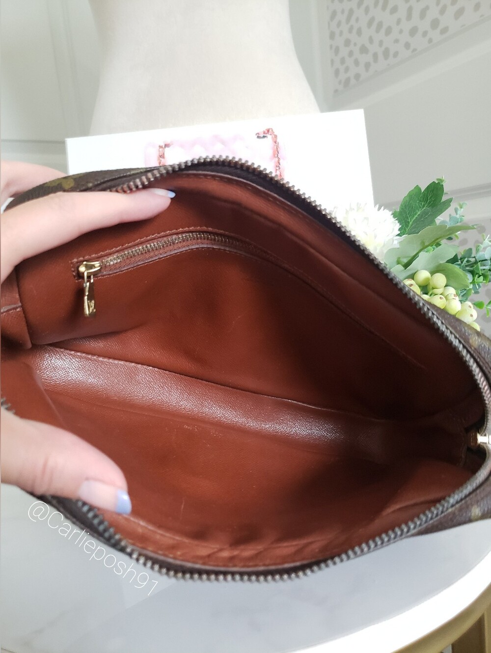 Authentic Pre-owned Vintage Louis Vuitton Monogram Marly Dragonne Clutch - Picture 5 of 13